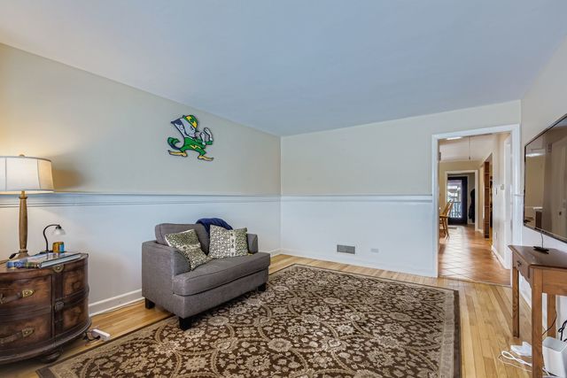 10646 S Saint Louis Avenue, Chicago, IL 60655