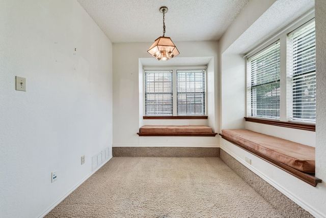 7005 Lake Mead Boulevard, Arlington, TX 76016