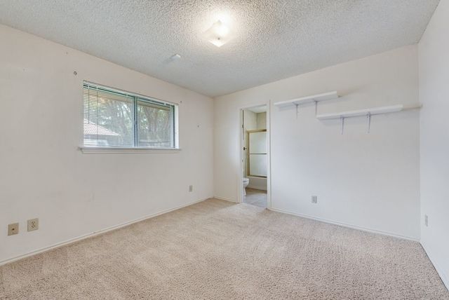 7005 Lake Mead Boulevard, Arlington, TX 76016