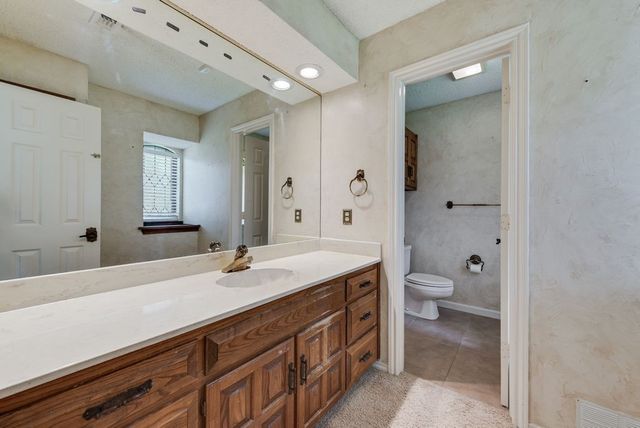 7005 Lake Mead Boulevard, Arlington, TX 76016