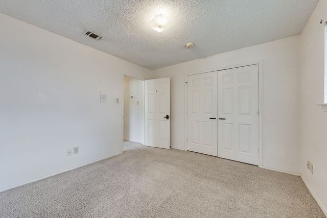 7005 Lake Mead Boulevard, Arlington, TX 76016