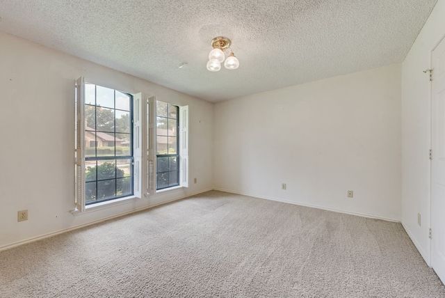 7005 Lake Mead Boulevard, Arlington, TX 76016