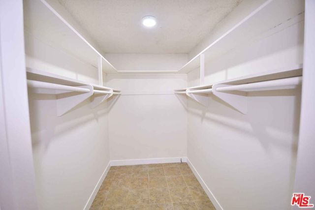 2021 California Avenue 2, Santa Monica, CA 90403