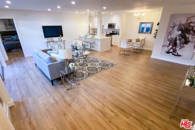 2021 California Avenue 2, Santa Monica, CA 90403