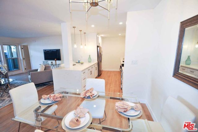 2021 California Avenue 2, Santa Monica, CA 90403