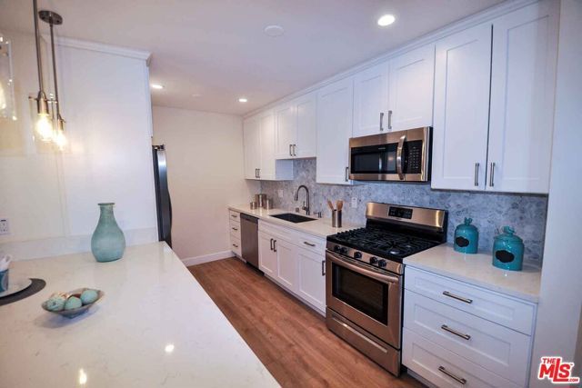 2021 California Avenue 2, Santa Monica, CA 90403