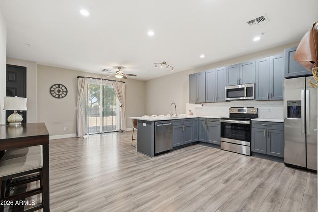 1406 W MAIN Street 125, Mesa, AZ 85201