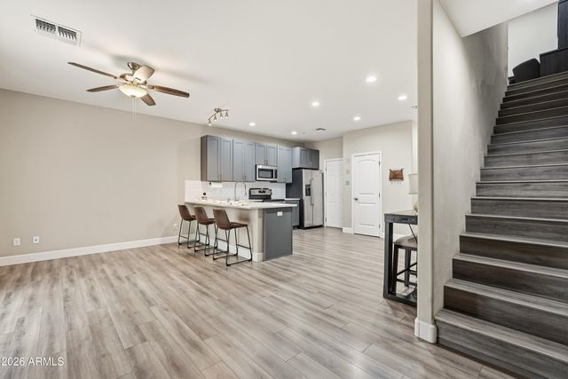 1406 W MAIN Street 125, Mesa, AZ 85201
