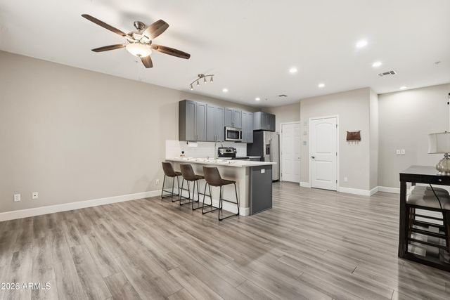 1406 W MAIN Street 125, Mesa, AZ 85201