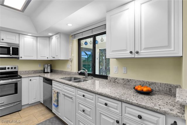 1035 Admiralty CT, Marco Island, FL 34145