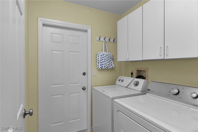 1035 Admiralty CT, Marco Island, FL 34145