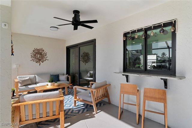 1035 Admiralty CT, Marco Island, FL 34145