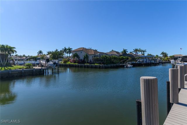 1035 Admiralty CT, Marco Island, FL 34145