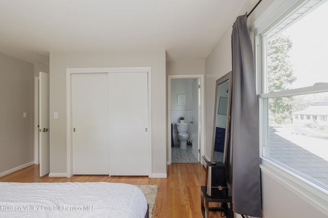 25 Joslen Place, Hudson, NY 12534