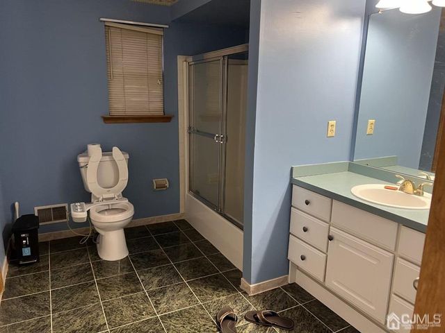 27 Marion Street, Port Reading, NJ 07064