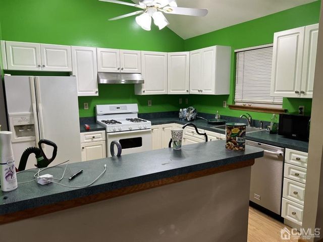 27 Marion Street, Port Reading, NJ 07064
