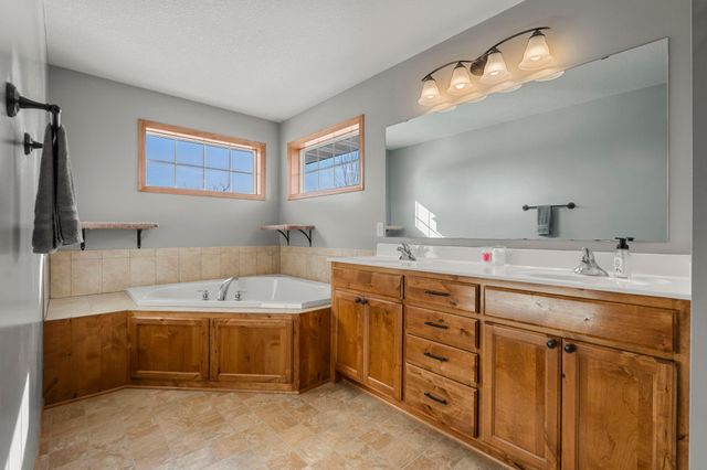 19239 Carmel Trail, Farmington, MN 55024