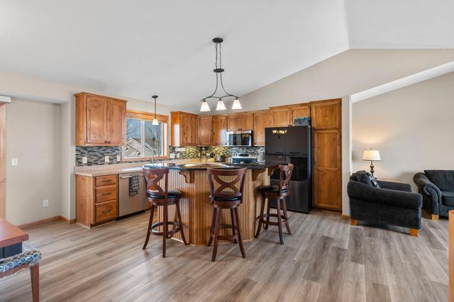 19239 Carmel Trail, Farmington, MN 55024