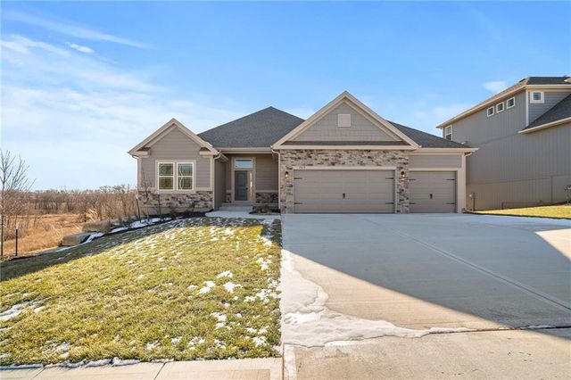 7015 NE 103rd Street, Kansas City, MO 64156