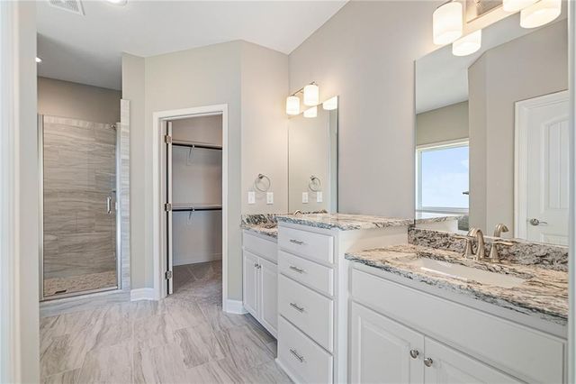 7015 NE 103rd Street, Kansas City, MO 64156