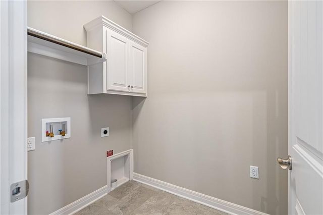 7015 NE 103rd Street, Kansas City, MO 64156