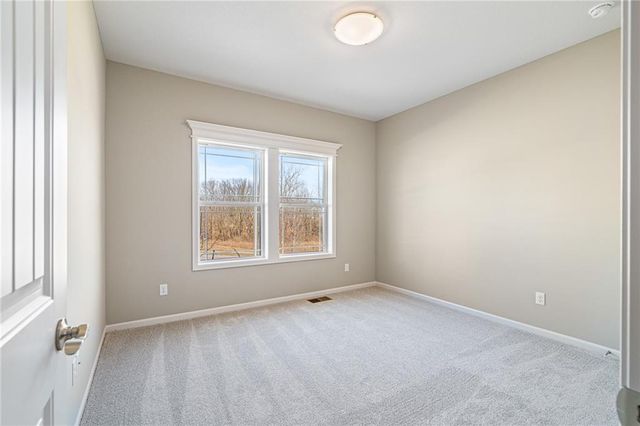 7015 NE 103rd Street, Kansas City, MO 64156