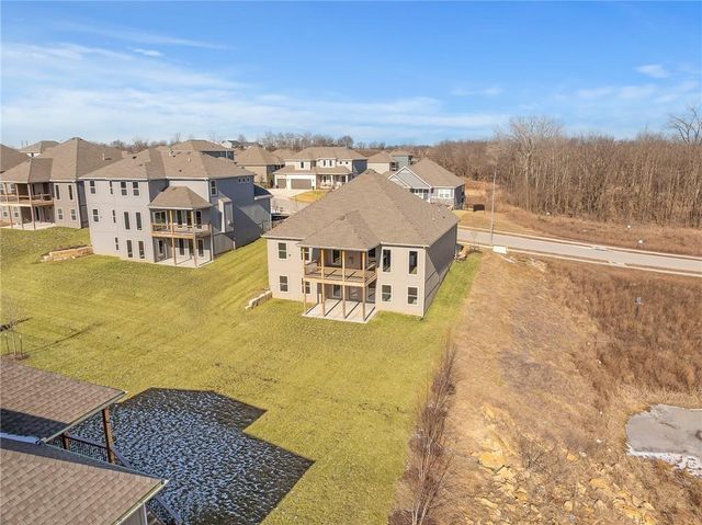 7015 NE 103rd Street, Kansas City, MO 64156