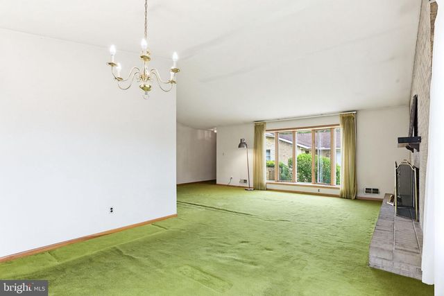 9301 GARDENIA RD, Baltimore, MD 21236