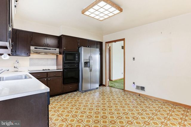 9301 GARDENIA RD, Baltimore, MD 21236