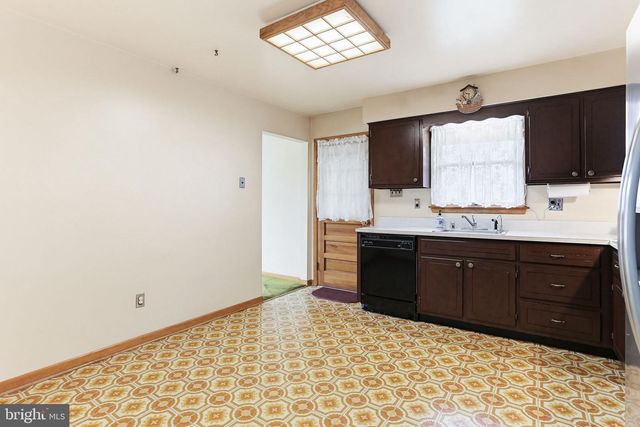 9301 GARDENIA RD, Baltimore, MD 21236