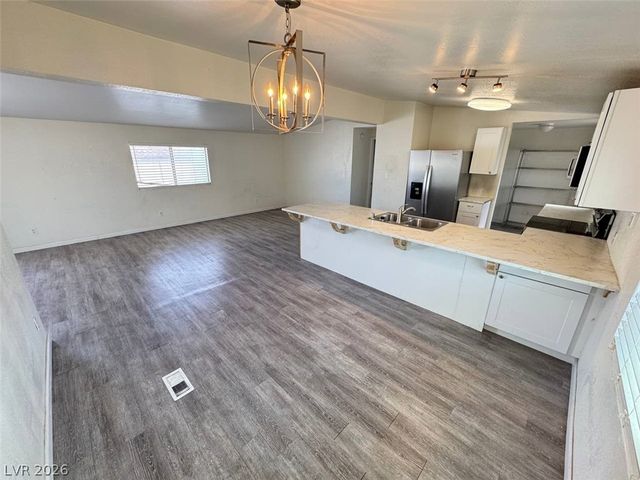 4905 Fuentes Circle, Las Vegas, NV 89121