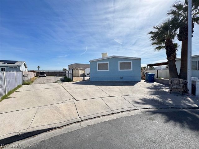 4905 Fuentes Circle, Las Vegas, NV 89121