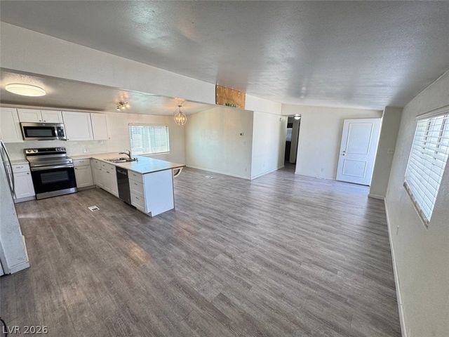 4905 Fuentes Circle, Las Vegas, NV 89121