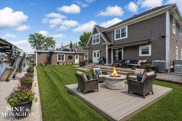 45639 Edgewater Drive, Chesterfield, MI 48047