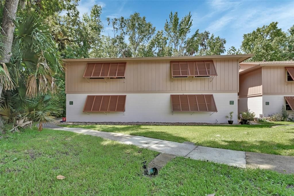 150 WAX MYRTLE WOODS COURT 9C, Deltona, FL 32725
