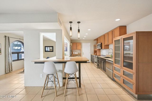 2618 S SHANNON Drive, Tempe, AZ 85282