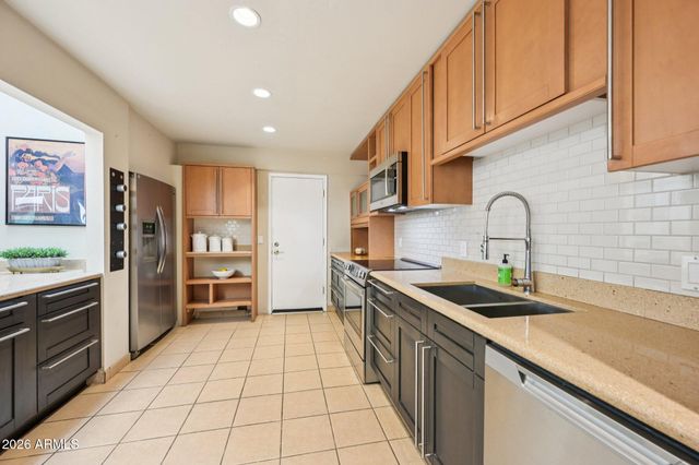 2618 S SHANNON Drive, Tempe, AZ 85282