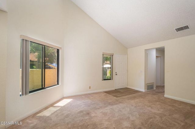 2212 Birchglen Street 97, Simi Valley, CA 93063