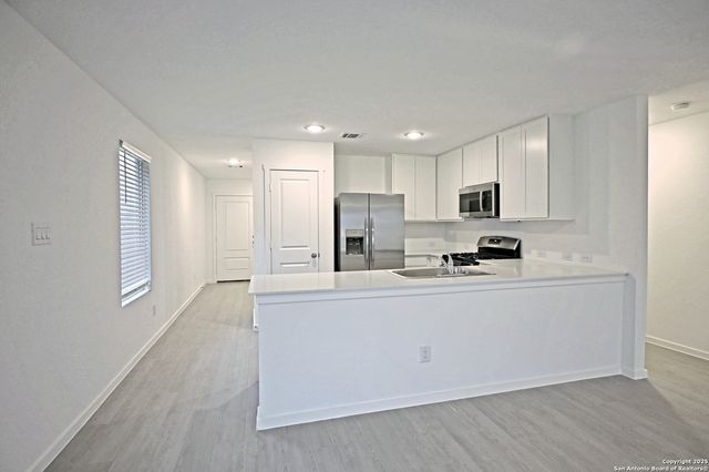 350 Kayden, Marion, TX 78124