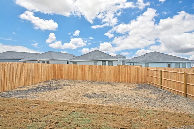 350 Kayden, Marion, TX 78124