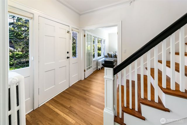 2415 E Newton Street, Seattle, WA 98112