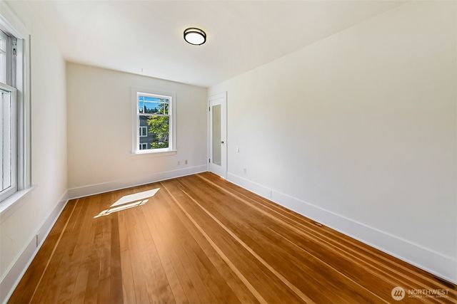 2415 E Newton Street, Seattle, WA 98112