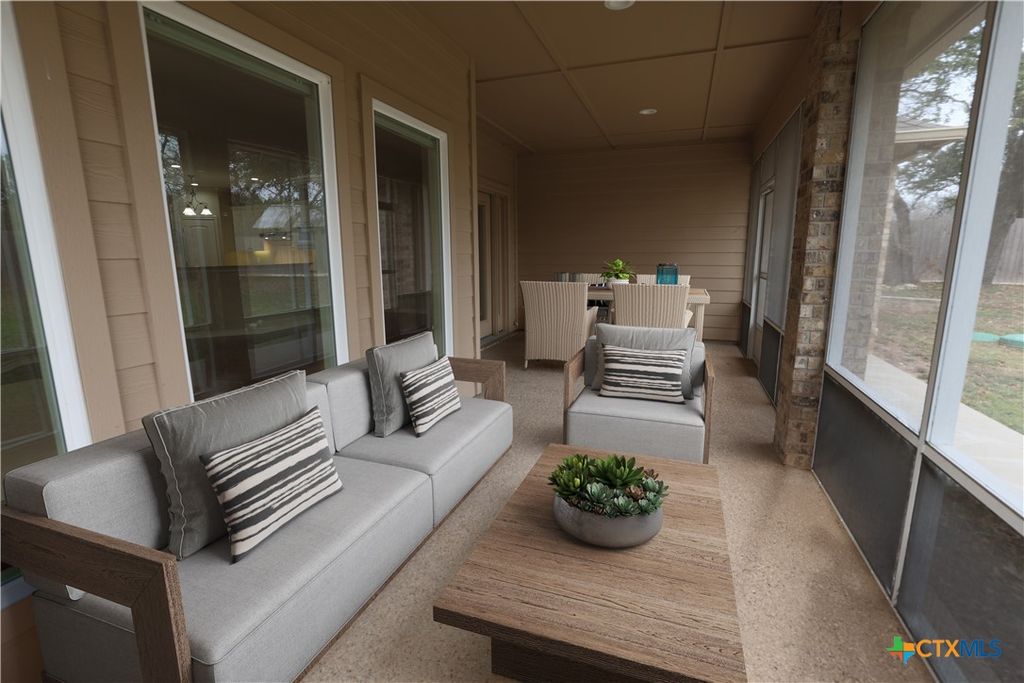 Image 13 of property listing at 1219 Indian Trail, Salado, TX 76571