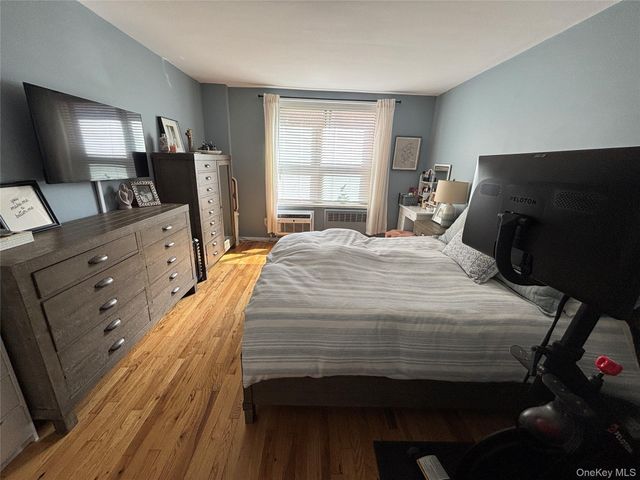 410 E. Broadway 3S, Long Beach, NY 11561