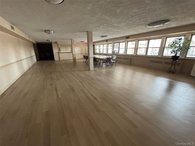 410 E. Broadway 3S, Long Beach, NY 11561