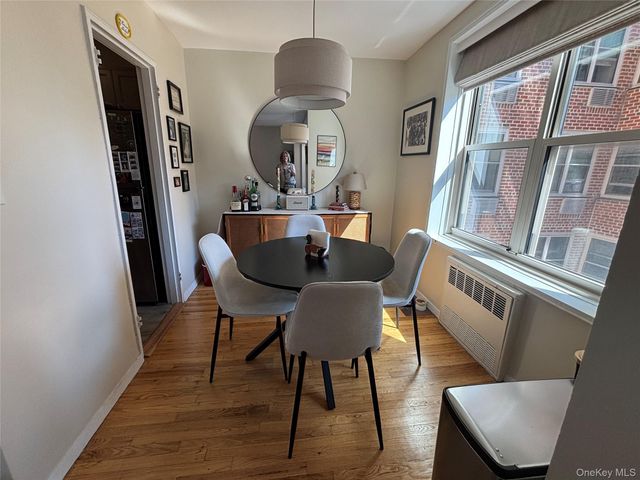 410 E. Broadway 3S, Long Beach, NY 11561