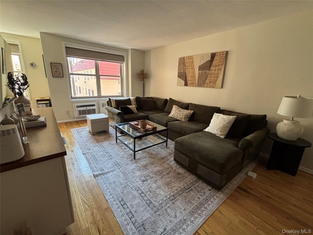 410 E. Broadway 3S, Long Beach, NY 11561 — photo 5
