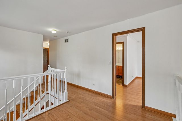 1309 Newport Street, Mundelein, IL 60060