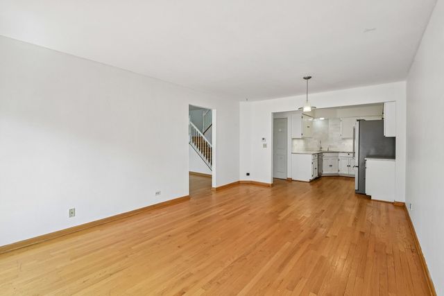 1309 Newport Street, Mundelein, IL 60060