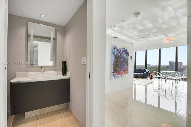 1451 Brickell Ave 1604, Miami, FL 33131